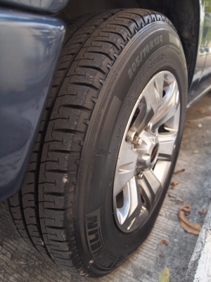 ขายรถครอบครัว MITSUBISHI L200 AEROBODY 5 ประตูแวน ปี 1996 สภาพสวยๆ