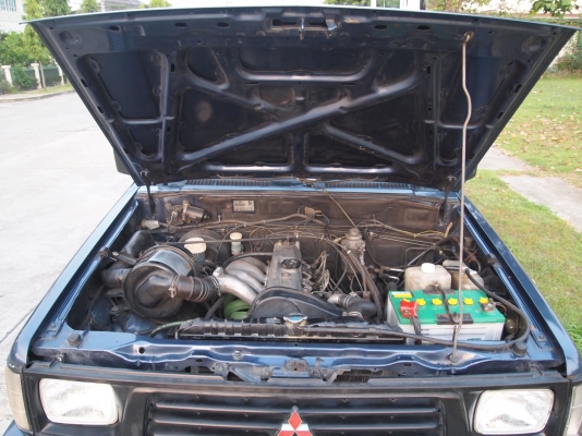 ขายรถครอบครัว MITSUBISHI L200 AEROBODY 5 ประตูแวน ปี 1996 สภาพสวยๆ