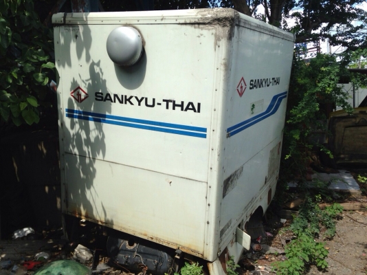 ถูกๆๆขายตู้แห้ง ใส่รถD-max มาแล้วยังหลังคาอลูมิเนียมใส่d-max แคบ