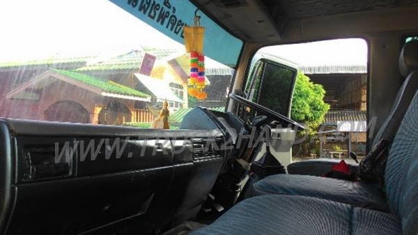 รถบรรทุก 6 ล้อดัมพ์ HINO รุ่น FF3H  195 แรงม้า