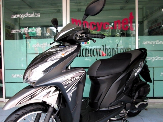 CLICK 125 i รุ่น racing ระบบ combibrake สีดำด้าน รถเดือน พฤศจิกายน ปี 56 ไมล์ 8 พันโล ของแถม 2 รายการ 35900