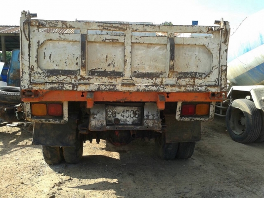 ขาย 6 ล้อดั้ม ยาง 825 HINO FD เครื่อง HO7C 180 แรงม้า เกียร์ HO เฟืองท้ายใหญ่ เพาวเวอร์ ทะเบียนพร้อมโอน ราคาต่อรองได้ครับ