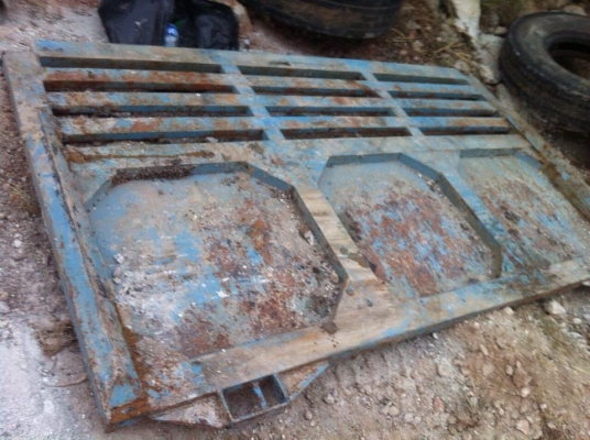 ขายฝ้าท้ายกะบะดั้มรถสิบล้อ สร้างใหม่ใช้งานยังไม่ถึงเดือน ราคา5500 iราคาต่อรองได้