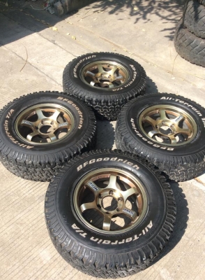 ขายล้อ TE37 พร้อมยาง BF GOODRICH ALLTERRAIN 265-75-16 ถูกๆครับ