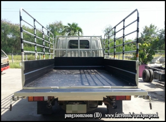 กระบะเหล็กยาว 3.20 ม.กว้าง1.70 ม.มีเหล็กราวรับฝาท้าย ทำคอกสูงเสมอหัวเก๋ง กระบะเหล็กยาว 3.20 ม.กว้าง1.70 ม.มีเหล็กราวรับฝาท้าย ทำคอกสูงเสมอหัวเก๋ง