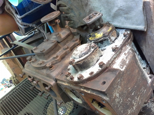 ขายปั๊มเฟือง 3 นิ้ว 2 ตัว ขายปั๊มเฟือง 3 นิ้ว 2 ตัว