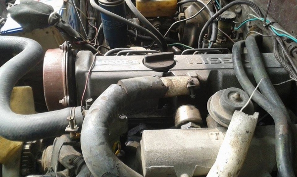 รถเพื่อนฝากขายครับ ดัทสัน 720 เครื่องดีเซล ทะเบียนไม่ขาดชุดโอนครบ