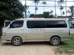 รถตู้ 7 ที่นั่ง รุ่น Toyota Hiace Super Custom ปี 2004