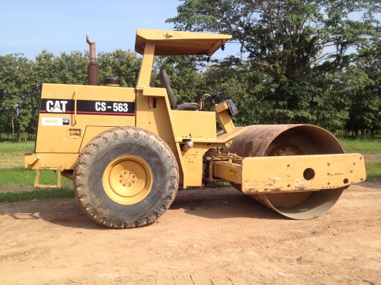 ขายรถบดสั่นสะเทือน   2  เพลา    เล่มทะเบียน