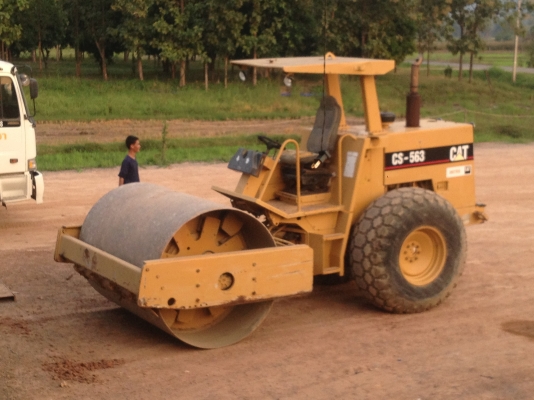 ขายรถบดสั่นสะเทือน   2  เพลา    เล่มทะเบียน