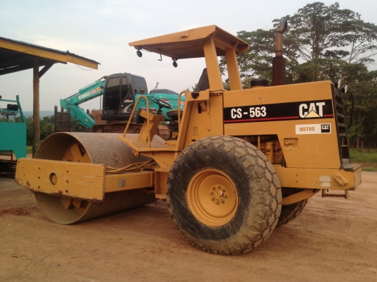 ขายรถบดสั่นสะเทือน   2  เพลา    เล่มทะเบียน