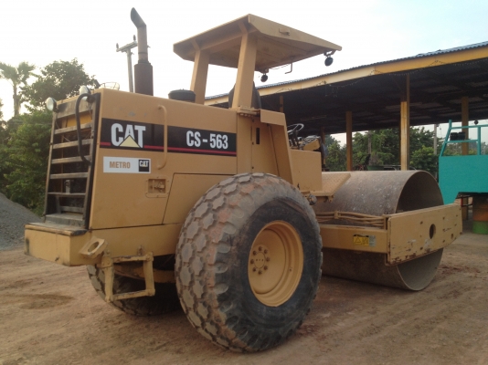 ขายรถบดสั่นสะเทือน   2  เพลา    เล่มทะเบียน