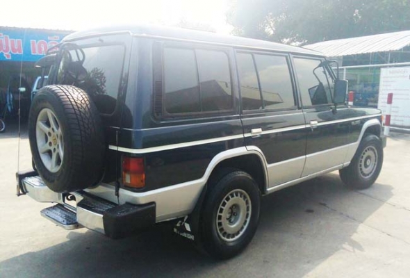 Mitsubishi Pajero ปี 92 เกียร์ออโต้ ติดแก๊ส lpg เครื่อง 2J สภาพสวย รถพร้อมใช้ ราคาเบาๆ