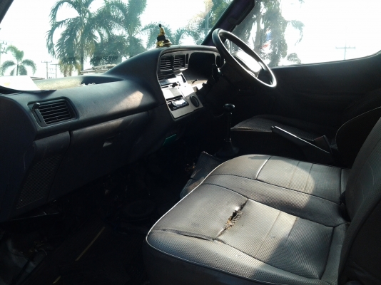 TOYOTA หัวจรวด เครื่อง2L สภาพสวยๆ พร้อมวิ่งใช้งาน