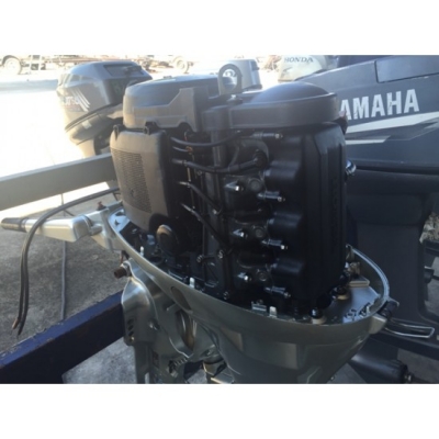 ขายเครื่องยนต์เรือ Honda BF45 4จังหวะ 3สูบ มือสองจากญี่ปุ่น