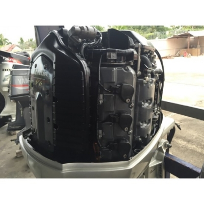 ขายเครื่องยนต์เรือมือสอง Honda BF225 4จังหวะ 6สูบ