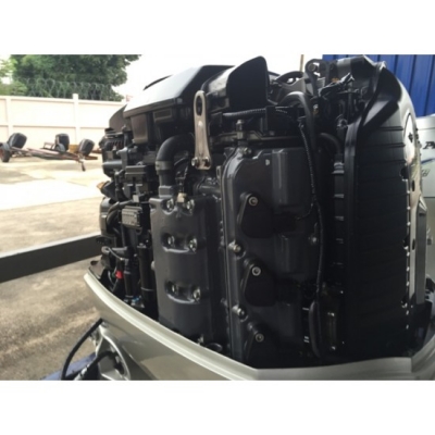 ขายเครื่องยนต์เรือมือสอง Honda BF225 4จังหวะ 6สูบ