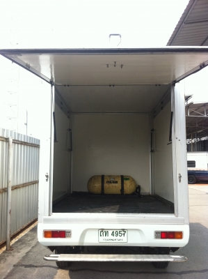 ขายดาวน์ suzuki carry ตู้หลังทำเป็นร้านค้าเปิดได้สามด้าน