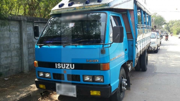 ขาย6ล้อหลังคาโดยสารอีซูซุNKR 110แรงห้างแท้เกียร์สั้น เครื่องดี แชชซีสวย สภาพพร้อมใช้งาน จัดไฟแนนซ์ได้ภายใน1วัน