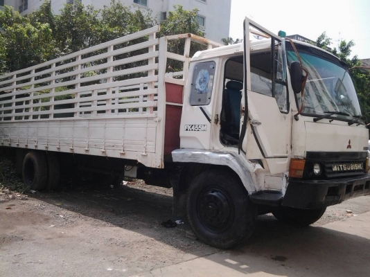 ขาย รถบรรทุก 6 ล้อ ปี37 ยาว 7.3 เมตร 160แรง