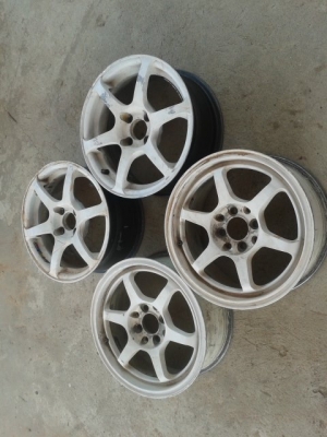 ล้อแม็กขอบ15" 4รู-100 ส่งได้ทั่วไทย