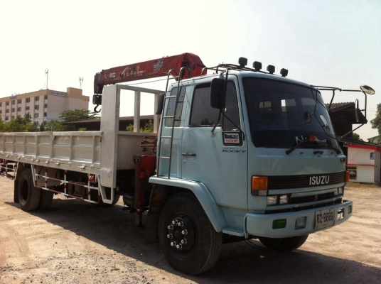 ขายรถบรรทุก6ล้อติดเครน3ยูนิค3ตัน4  6เหลี่ยมกะบะยาว6เมตร40