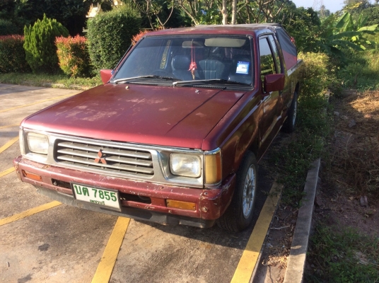 ขายรถกระบะ MITSUBISHI CAB พวงมาลัยพว์เวอร์ ล้อแม็กซ์ เครื่องดี ครัทซีสวย รถไม่ผุ ขาย 65,000 บาม ขายรถกระบะ MITSUBISHI CAB พวงมาลัยพว์เวอร์ ล้อแม็กซ์ เครื่องดี ครัทซีสวย รถไม่ผุ ขาย 65,000 บาม