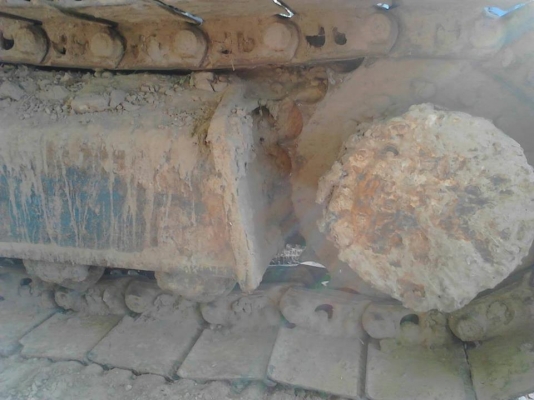 ***ขายแล้วครับขอบคุณ Truck2hand ขายแบคโฮยอดนิยม ราคาเบาๆ KOBELCO MARK3 SK120 ไฟฟ้าตัด กล่อง/จอ มี เครื่องเดิม ปั้มเดิม เครื่องดี ปั้มดี ปรับเพรสเชอร์หน่อย บูมอาร์มดี สวยไม่ปะไม่ดาม เอวดีแน่นดี ช่วงล่าง70-80\% โซ่ดี แทร็กดีครบ สป็อคเก็ตใช้ได้อีกยาว เฟรมดีหน