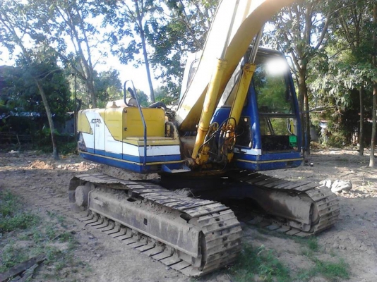 ***ขายแล้วครับขอบคุณ Truck2hand ขายแบคโฮยอดนิยม ราคาเบาๆ KOBELCO MARK3 SK120 ไฟฟ้าตัด กล่อง/จอ มี เครื่องเดิม ปั้มเดิม เครื่องดี ปั้มดี ปรับเพรสเชอร์หน่อย บูมอาร์มดี สวยไม่ปะไม่ดาม เอวดีแน่นดี ช่วงล่าง70-80\% โซ่ดี แทร็กดีครบ สป็อคเก็ตใช้ได้อีกยาว เฟรมดีหน