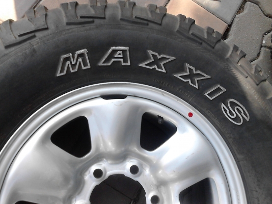 265/75R16 MAXXIS BIGHORN  ชุด 4 ล้อ  TEL.081-427-3941