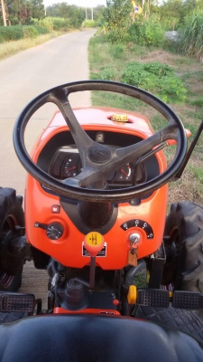 ขายครับ Kubota L3608 สภาพสวยมาก เครื่องดี เกียร์ดี ไม่มีเยิ้มครับ มีผาน4 ตราช้างให้อีก 1พวงครับ ขายครับ Kubota L3608 สภาพสวยมาก เครื่องดี เกียร์ดี ไม่มีเยิ้มครับ มีผาน4 ตราช้างให้อีก 1พวงครับ