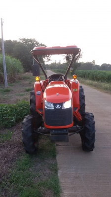 ขายครับ Kubota L3608 สภาพสวยมาก เครื่องดี เกียร์ดี ไม่มีเยิ้มครับ มีผาน4 ตราช้างให้อีก 1พวงครับ ขายครับ Kubota L3608 สภาพสวยมาก เครื่องดี เกียร์ดี ไม่มีเยิ้มครับ มีผาน4 ตราช้างให้อีก 1พวงครับ