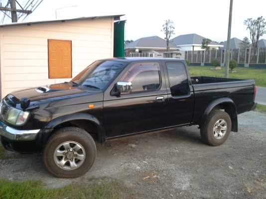 ขายนิสสัน 4WD ปี 2001 king cab  ราคาพิเศษ 190,000 บาท