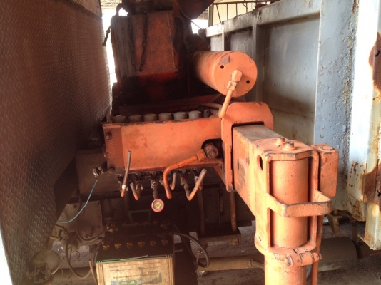 ขายรถสิบล้อหัวยาวติดเครนพับ 3 ตัน ขายรถสิบล้อหัวยาวติดเครนพับ 3 ตัน