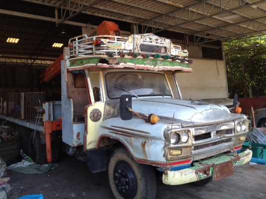 ขายรถสิบล้อหัวยาวติดเครนพับ 3 ตัน ขายรถสิบล้อหัวยาวติดเครนพับ 3 ตัน