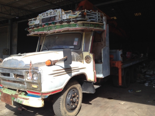 ขายรถสิบล้อหัวยาวติดเครนพับ 3 ตัน ขายรถสิบล้อหัวยาวติดเครนพับ 3 ตัน