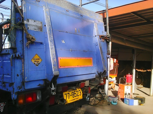ขายลิฟท์ท้ายปั้มไฟฟ้า HINO-BODY ขายลิฟท์ท้ายปั้มไฟฟ้า HINO-BODY