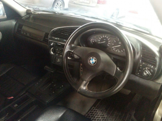 ขายbmw 318i นกแก้ว
