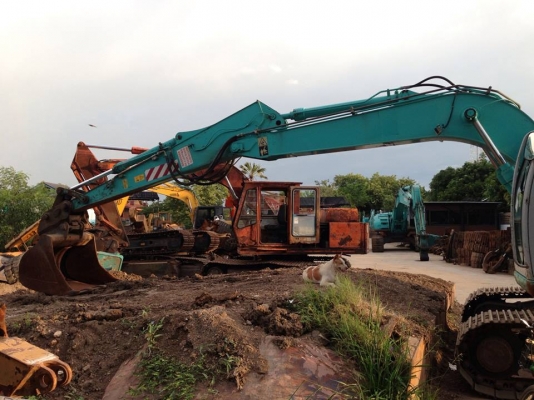 Kobelco SK 135 รถเก่าญี่ปุ่นไม่เคยใช้งานในไทย  ราคา 1,400,000 บาท  ราคาคุยได้อีกนะคะ แม่ค้าใจดีเว่อ (พร้อมลุยงาน มีใบอินวอยให้)