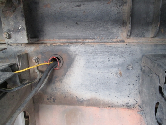 HINO-FCดั้ม-ปี39เครื่องWO4D.ครัชซีสวย.เครื่องแน่น.สภาพพร้อมใช้..ราคา.495.000บ.มัดจำแล้วครับจากนครนายกครับ.