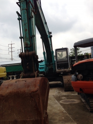 KOBELCO SK200MARK5 SUPER  ราคา2,000,000บาท (ราคาคุยกันได้) รถเก่าจากญี่ปุ่นยังไม่เคยใช้งานในไทย  สภาพพร้อมลุยงาน มีใบอินวอย  บริการตรวจเชคสภาพให้ลูกค้า ฟรี!!!.