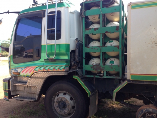 ขายรถบรรทุก 12 ล้อคอกติดก๊าซ CNG ISUZU GIGA 360 แรงม้า คัสซี CXG50X2 เครื่อง 6WA1-120737 ราคา 900000