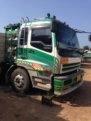 ขายรถบรรทุก 12 ล้อคอกติดก๊าซ CNG ISUZU GIGA 360 แรงม้า คัสซี CXG50X2 เครื่อง 6WA1-120737 ราคา 900000