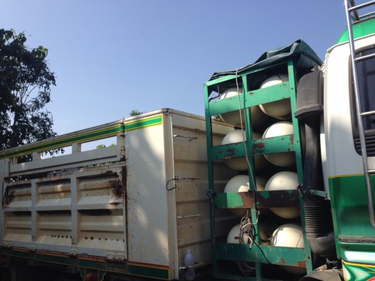 ขายรถบรรทุก 12 ล้อคอกติดก๊าซ CNG ISUZU GIGA 360 แรงม้า คัสซี CXG50X2 เครื่อง 6WA1-120737 ราคา 900000