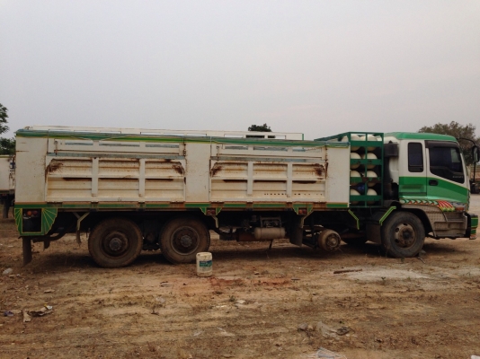 ขายรถบรรทุก 12 ล้อคอกติดก๊าซ CNG ISUZU GIGA 360 แรงม้า คัสซี CXG50X2 เครื่อง 6WA1-120737 ราคา 900000