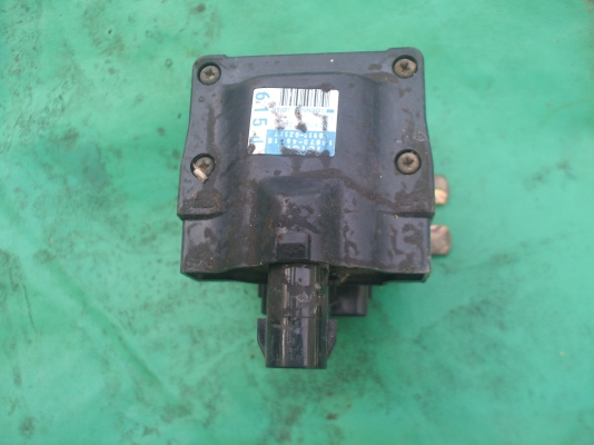 คอยจุดระเบิดและตัวช่วยจุดระเบิด  Toyota  2j  มีสองชุด