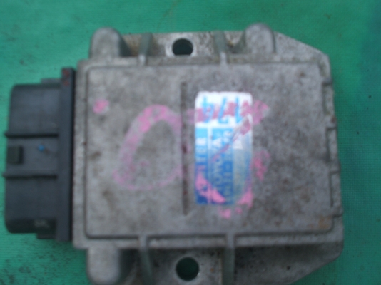 คอยจุดระเบิดและตัวช่วยจุดระเบิด  Toyota  2j  มีสองชุด