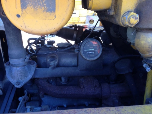 รถตักTCM SD22-3 เลขเครื่องยนตร์ D400-500917 รถตักTCM SD22-3 เลขเครื่องยนตร์ D400-500917