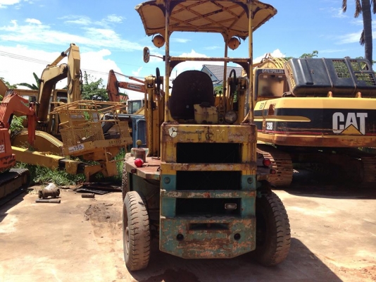 รถตักTCM SD22-3 เลขเครื่องยนตร์ D400-500917 รถตักTCM SD22-3 เลขเครื่องยนตร์ D400-500917