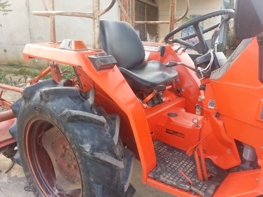 ขายคูโบต้า L1-20 4 WD 2 เพลา พร้อมโรตารี่ รถสวยพร้อมใช้งาน